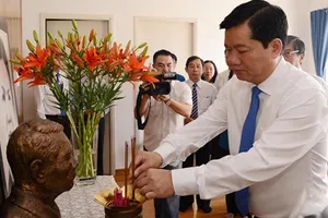 Cần có con đường Trần Bạch Đằng