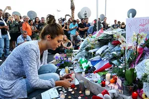 Không có bằng chứng hung thủ vụ tấn công ở Nice tuyên thệ với IS