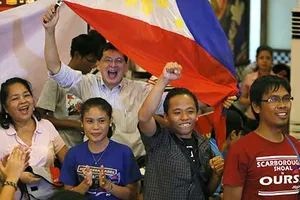 Càng chối bỏ, Trung Quốc càng hủy hoại mình