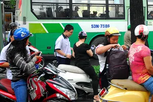 Dạy-học thêm: Càng cấm càng dễ biến tướng