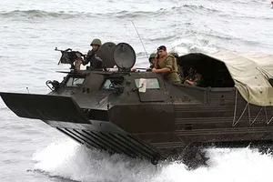 Tháng 9, Trung-Nga tập trận ở biển Đông