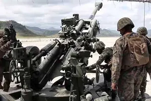 Vì sao Trung-Nga tập trận?