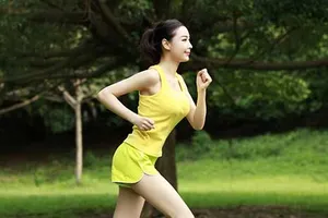 Trong vòng vây tứ phía