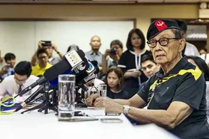 Đến Hong Kong, sứ mệnh của ông Ramos là gì?