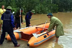 Chủ tịch nước khen các tấm gương trong bão số 3