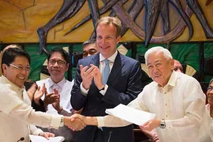 Thỏa thuận ngừng bắn vô thời hạn ở Philippines