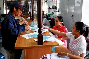 Bộ Tư pháp: Không được buộc dân đi nhiều nơi xác nhận độc thân