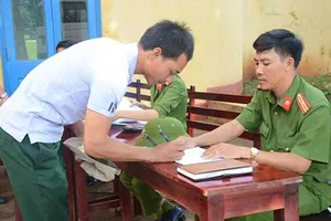 Gần 25.000 phạm nhân được giảm án, ra tù