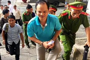 Ngày 8-9, mở lại phiên xử phúc thẩm vụ ‘chai nước có ruồi’