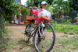 Những đứa trẻ hồi hộp đến trường…