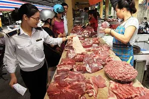 Phát hiện thực phẩm bẩn: Gọi số 04.32321556