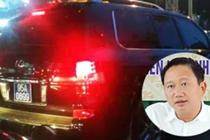 Chuyện công, chuyện tư