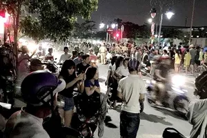 Rủ nhau đi xem… tự sát