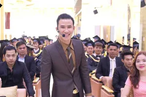 Ông chủ ‘đế chế’ salon tóc 