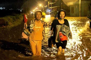 Mưa vượt ‘tầm nhìn’, chống ngập ra sao?