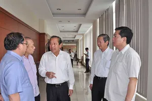 ‘Đến đâu cũng có nhũng nhiễu, vòi vĩnh’