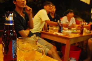 Đừng trở thành quốc gia ‘say xỉn’