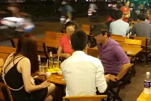 Thương chồng vật vã thèm rượu