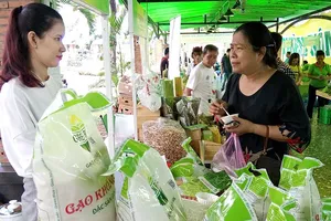 Nhiều lô hàng gạo Việt bị trả về: Khắc phục ra sao? 