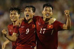 Fan Việt thăng hoa, fan Thái buồn 