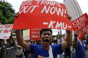 Philippines khẳng định hoãn tuần tra,tập trận với Mỹ