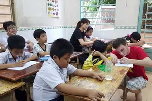 Giành giật những đứa trẻ từ xóm tệ nạn