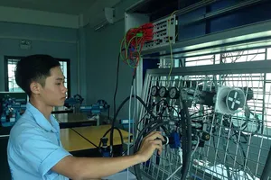 16 năm không tuyển nổi kỹ sư khuôn đúc