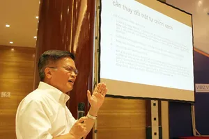 Nhiều dự án lỗ đội vốn làm tăng nợ công