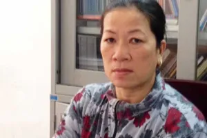 Vụ ‘ủy ban thay tòa…’: Tòa thụ lý, ủy ban trì hoãn