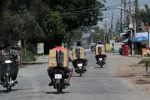 Chống thuốc lá lậu: Làm sao để an toàn-hiệu quả? 