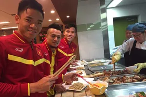 Đội tuyển VN tập huấn tại Hàn Quốc: Tìm phương án 2