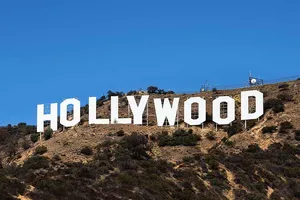 Tỉ phú Trung Quốc lăm le thâu tóm Hollywood