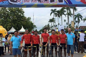 Trịnh Đức Tâm đoạt áo vàng, đội VN vô địch đồng đội