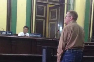 Có nên xử án treo với người nước ngoài?