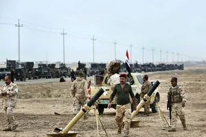 13 nước chống IS họp trong khi IS tăng viện ở Mosul