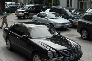 TP.HCM: Cảnh báo không dùng xe công đi đám giỗ… 