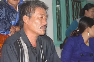 Sống sót thần kỳ sau 10 giờ bị lũ cuốn