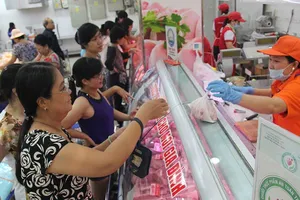 100% hàng thiết yếu phục vụ tết phải là hàng sạch