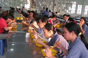 Ngày hội ‘Bữa ăn an toàn cho công nhân lao động’