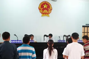 Khi viện trưởng là cột chèo với bị hại