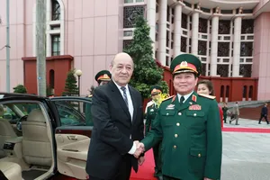 Thúc đẩy hợp tác quốc phòng Việt - Pháp