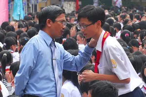 Hạnh phúc của thầy là cảm hóa được trò!