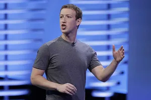 Ông Trump 'thắng nhờ tin vịt', Facebook điên đầu