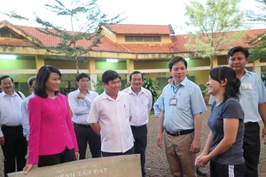 Chủ tịch TP.HCM thăm các cơ sở cai nghiện