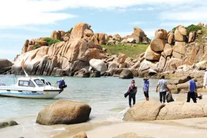 Bình Thuận vẫn quyết cắt bớt Khu bảo tồn biển Hòn Cau?