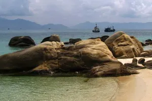 Dừng ngay việc xâm hại Khu bảo tồn Hòn Cau!