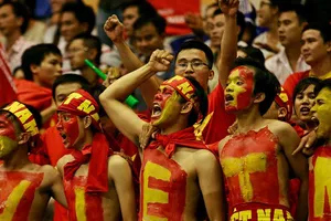 Người cổ động viên cuồng nhiệt đấy đã nằm xuống