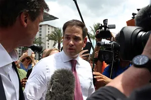 Luật trừng phạt về biển Đông và biển Hoa Đông 