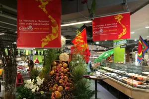 Vì sao đặc sản nổi tiếng Việt phải mượn tên ngoại ?