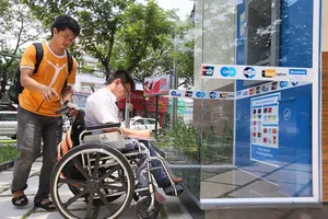 Người khuyết tật giúp nhau sống độc lập